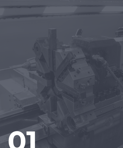 Usinagem de precisão em equipamento industrial